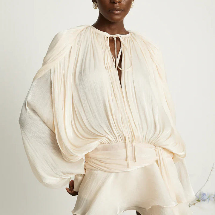 Blusa fruncida con lazo | volumen suave elegante