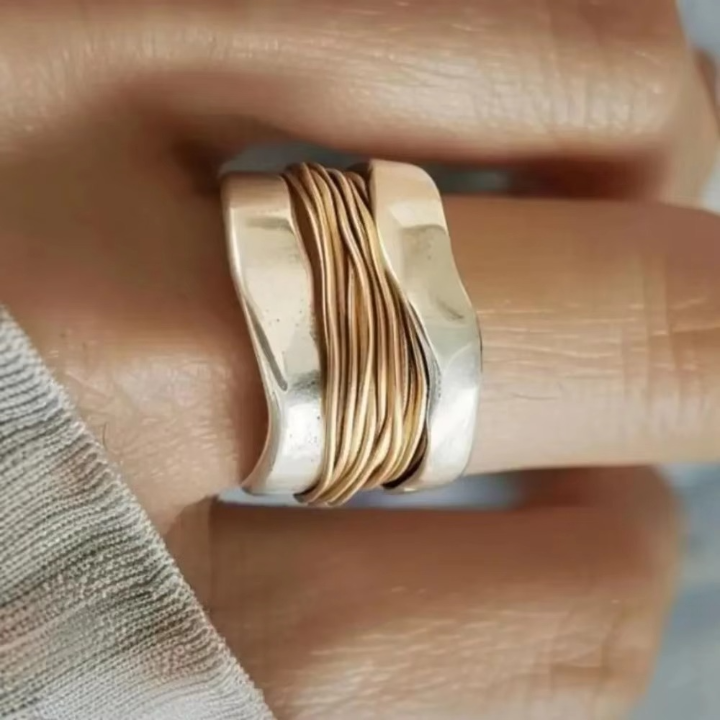 Aurela - Anillo trenzado bicolor con diseño circular impecable