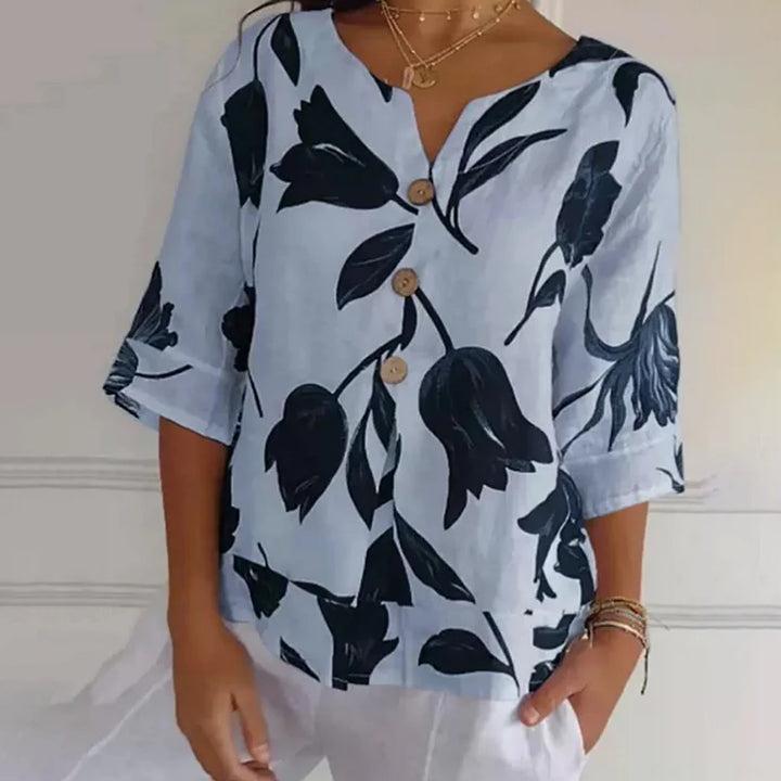 Blusa estampada con botones | frescura con aire artístico